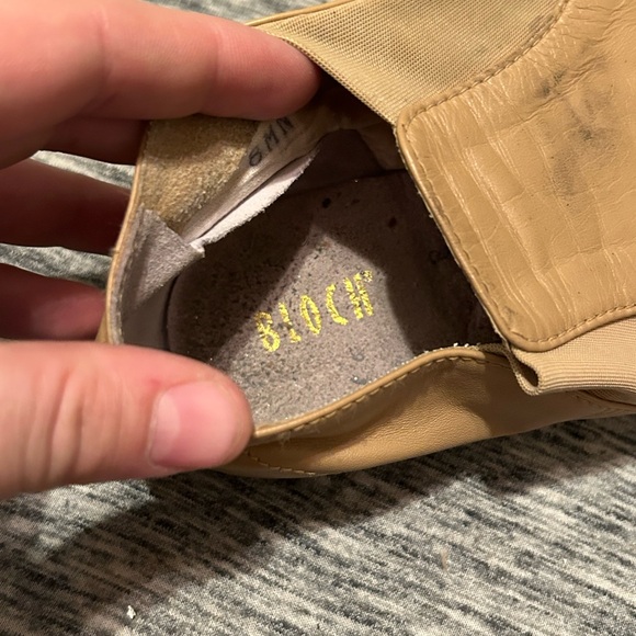 Bloch Jazz Shoes Tan Size 8 - Picture 3 of 4